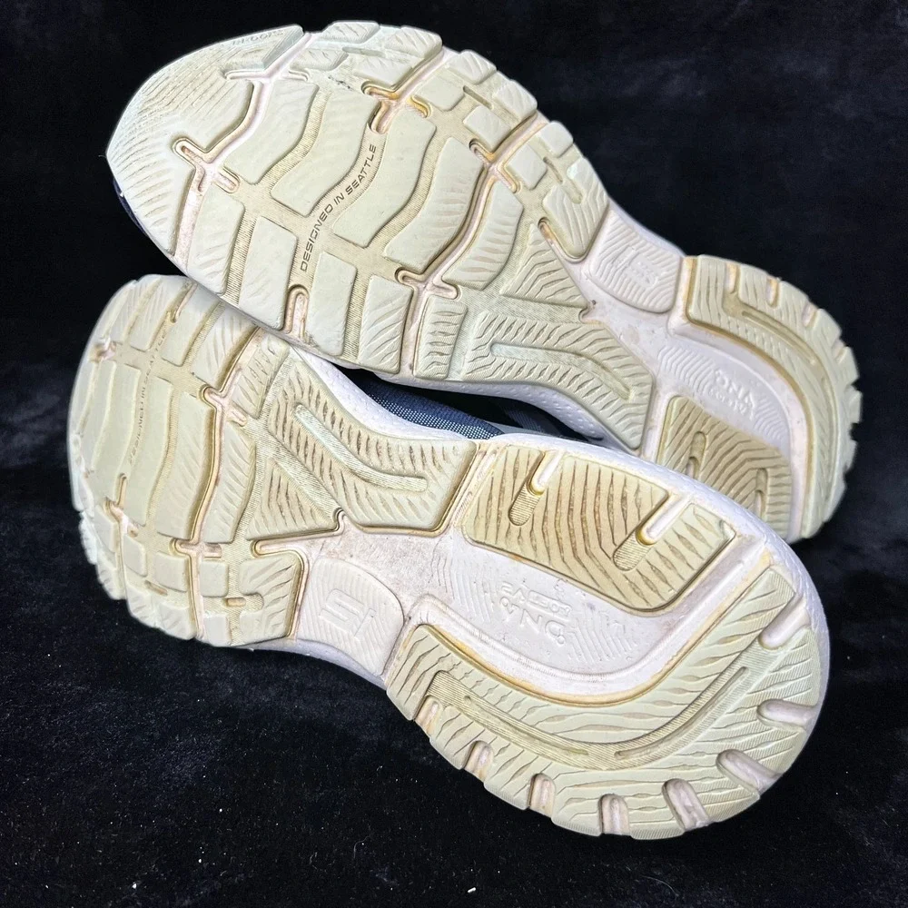 Brooks Ghost 15 1203801B450 Womens US 11B Running Shoes Navy Athletic Sneakers‎